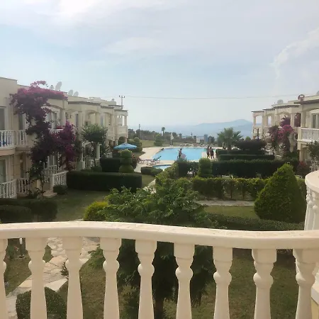 Feriehus Flamingo Magnolia Deniz Ve Gol Manzarali Daire Milas